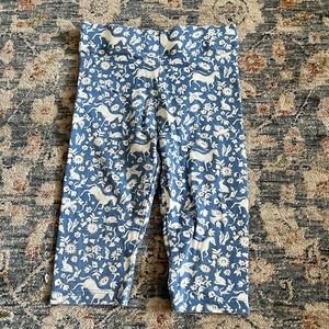 VGUC Mini Boden size 3/4 capri leggings